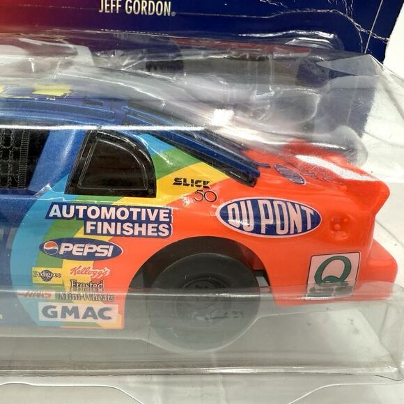 Winners Circle for Kids Jeff Gordon Monte Carlo Rip Stick Racing Car 1:24 Scale - Picture 3 of 11